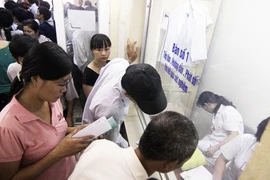 Siết chặt khám chữa bệnh vượt tuyến