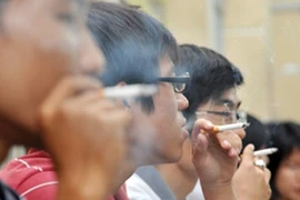 Quy định mới về hút, mua bán thuốc lá: Khó khả thi
