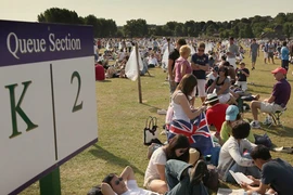 83.000 bảng cho một đôi vé xem chung kết