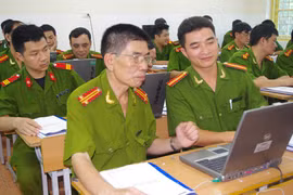 CAQ Hoàn Kiếm: Nâng cao trình độ tin học cho CSKV