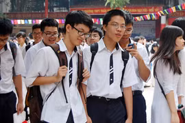 Chưa “nhổ được gốc” lạm thu tiền trường