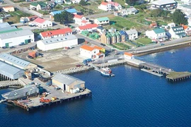 Anh sẵn sàng giao chiến để giữ đảo tranh chấp 