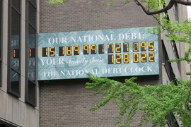 Cuộc chiến nợ công