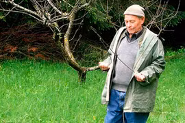 Nhìn xuyên lòng đất, dò tìm mạch nước