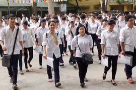 Hà Nội khuyến khích phản ánh thu chi sai trong trường học