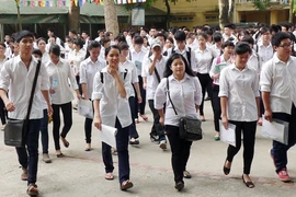 Hà Nội khuyến khích phản ánh thu chi sai trong trường học