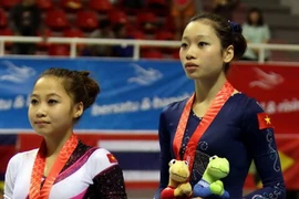 Đừng tham bát, bỏ mâm