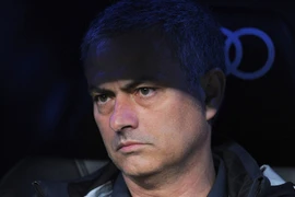 Jose Mourinho chia tay Real Madrid: Thất bại sau “cánh gà”