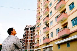 Đường đến “nhà mình” còn lắm gian truân