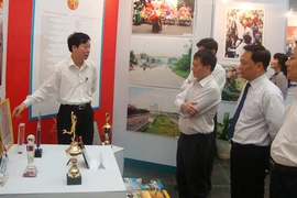 “Thủ đô Hà Nội đổi mới và phát triển”