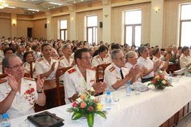 Gặp mặt Câu lạc bộ sỹ quan hưu trí công an Hà Nội