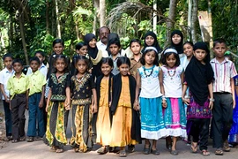 Bí ẩn ngôi làng có 250 cặp sinh đôi