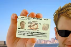 Mỹ sẽ khai tử “xổ số visa”?