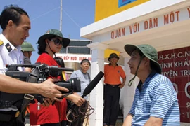 Quản chặt các trang thông tin điện tử