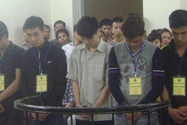 Hai nhóm học sinh “hỗn chiến”