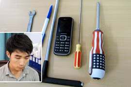 Thuê nhà nghỉ để trộm ti vi 