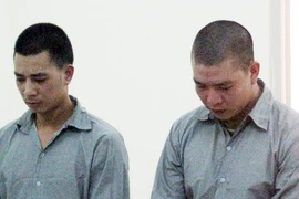 Tên cướp có súng bị “hạ gục” trong ô tô