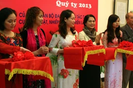 “Chào xuân Quý Tỵ 2013”