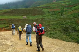 “Mốt” phượt vào ngày Tết