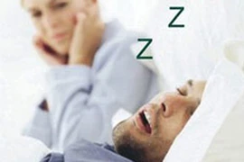 Ngủ ngáy khiến bạn xấu đi