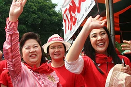 Chị gái Thủ tướng Thái Lan trúng cử ghế nghị sĩ