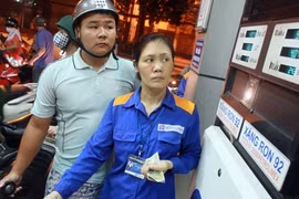 Tạm dừng lưu hành xăng A83