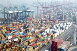 Tệ quan liêu “ngốn” tỷ đô