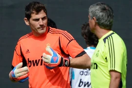 Mourinho phải ra đi