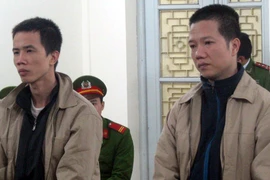 Trên tòa, anh đổ tội chết cho em