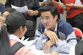 Sinh viên chọn nghề xong vẫn băn khoăn 