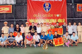 Sôi nổi giải Quần vợt Phòng Cảnh sát giao thông Hà Nội