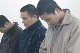  “Ăn” phụ tùng ô tô của công ty 