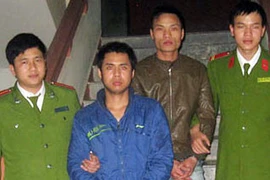 Vượt rừng bắt tội phạm