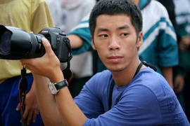 Nói về nghệ danh "giun đất"