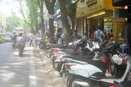 Gỡ “khó” cho vỉa hè