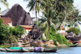 Tuyệt cảnh Cổ Lũy Cô Thôn