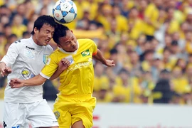 SLNA gặp Hà Nội T&T: Sức nóng bao trùm