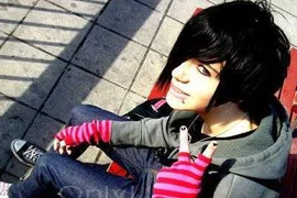 Trào lưu Emo: Giới trẻ đang đi nhầm đường