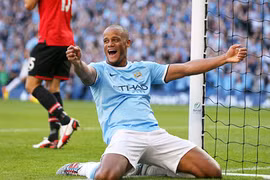 Vì sao Man Xanh áp đảo Man Đỏ?