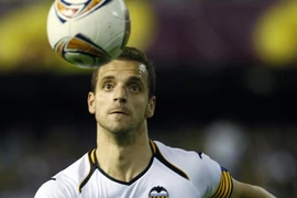 Cầu thủ từ Tây Ban Nha ồ ạt cập bến nước Anh