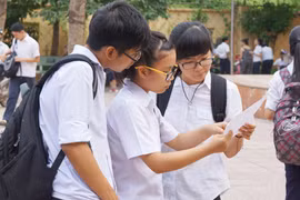 Đề thi về biển đảo căng sức thí sinh 