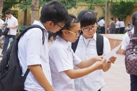 Đề thi về biển đảo căng sức thí sinh 