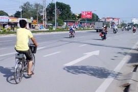 Thuê người thu tiền bảo kê xe khách