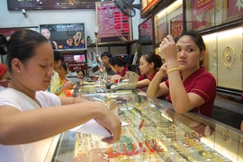 Sẽ kiểm soát chặt vàng trang sức 