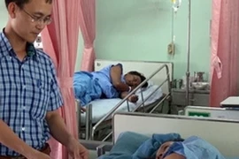 Thăm hỏi, động viên lao động Việt Nam bị tai nạn ở Thái Lan