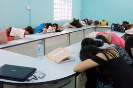 Tổ hợp ăn chơi, có nữ tiếp viên “đi khách”