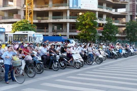 Nâng cao ý thức và trách nhiệm người tham gia giao thông