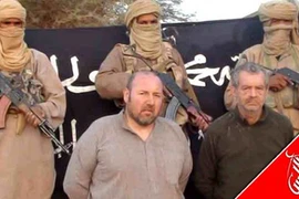 Al-Qaeda chặt đầu con tin người Pháp
