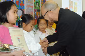 Tám bộ tranh thiếu nhi Việt Nam dự thi quốc tế