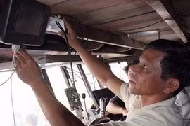 Tăng cường an toàn, an ninh thông tin liên lạc cho tàu cá 